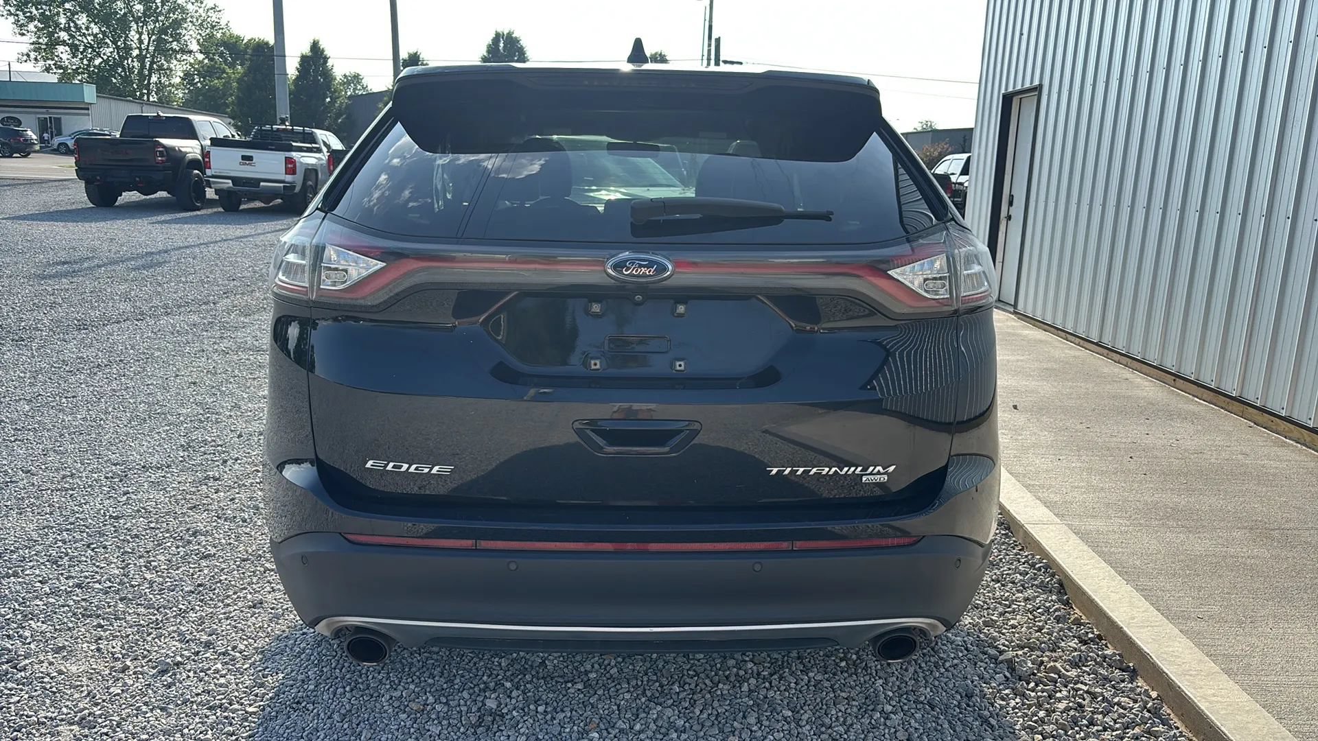 Used 2018 Ford Edge Titanium AWD/4WD image 4
