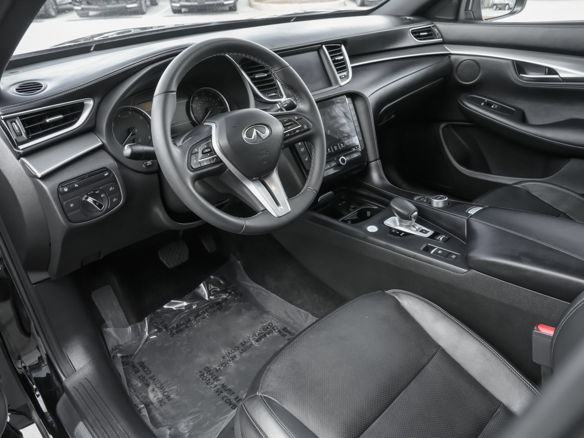 Used 2023 INFINITI QX55 Luxe w/ Cargo Package AWD/4WD image 7