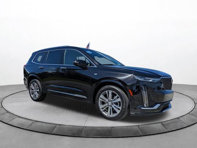 Used 2025 Cadillac XT6 Premium Luxury image 1