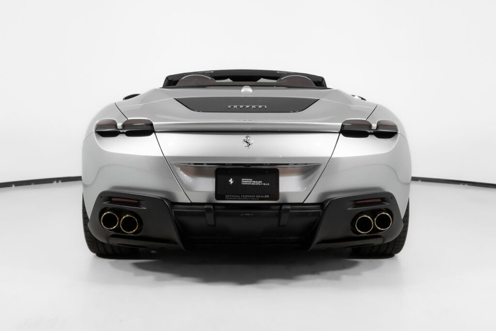 Used 2024 Ferrari Roma image 6