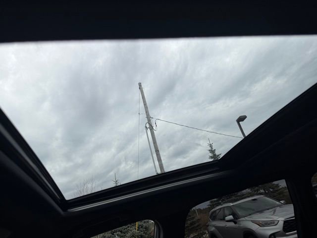 Used 2025 Subaru Forester Sport image 20