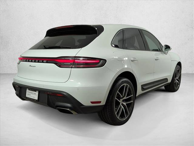 Certified 2025 Porsche Macan Turbo image 9