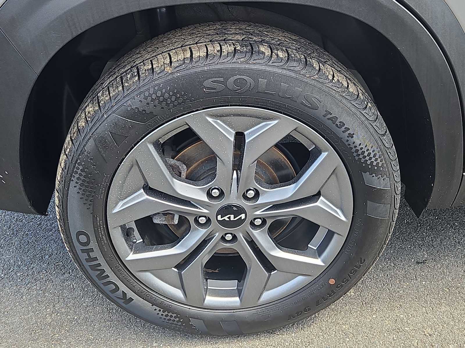 Used 2024 Kia Seltos LX AWD/4WD image 9