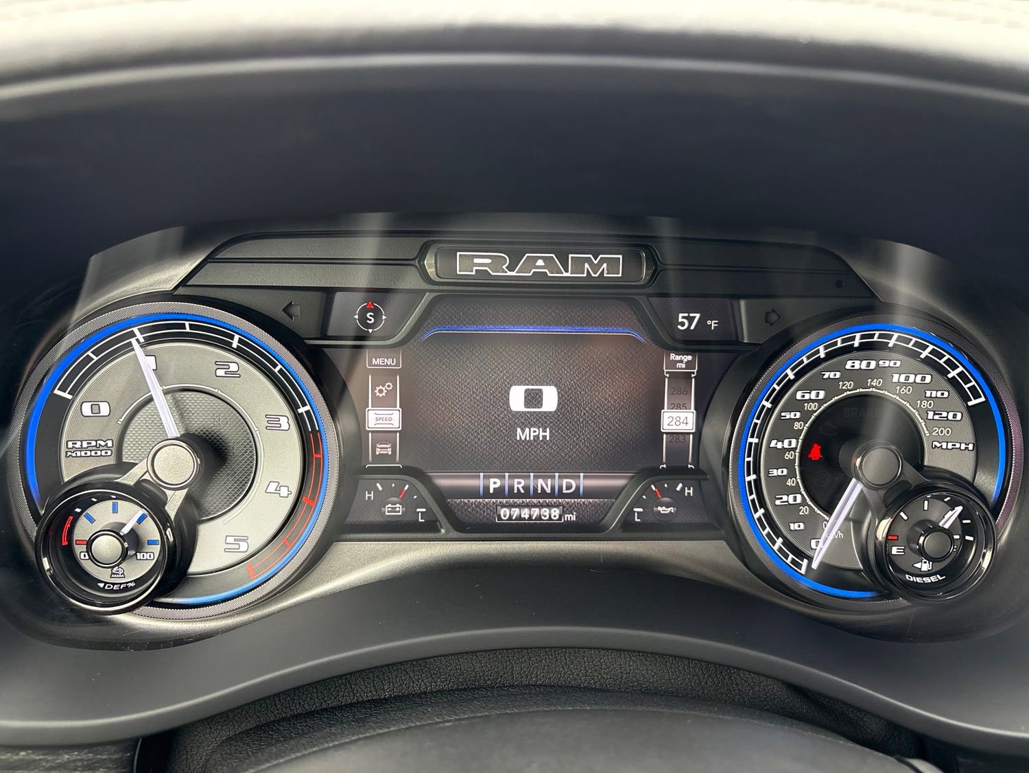 Used 2022 RAM 2500 Limited w/ Night Edition AWD/4WD image 32