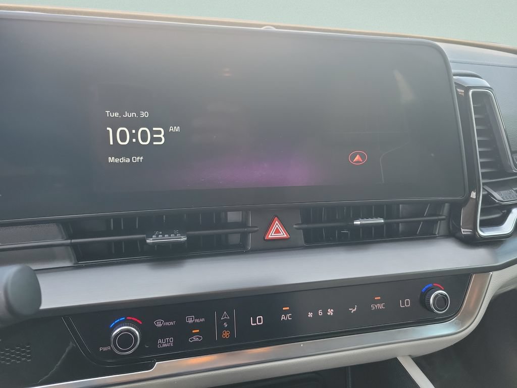 Used 2024 Kia Sportage EX FWD image 16