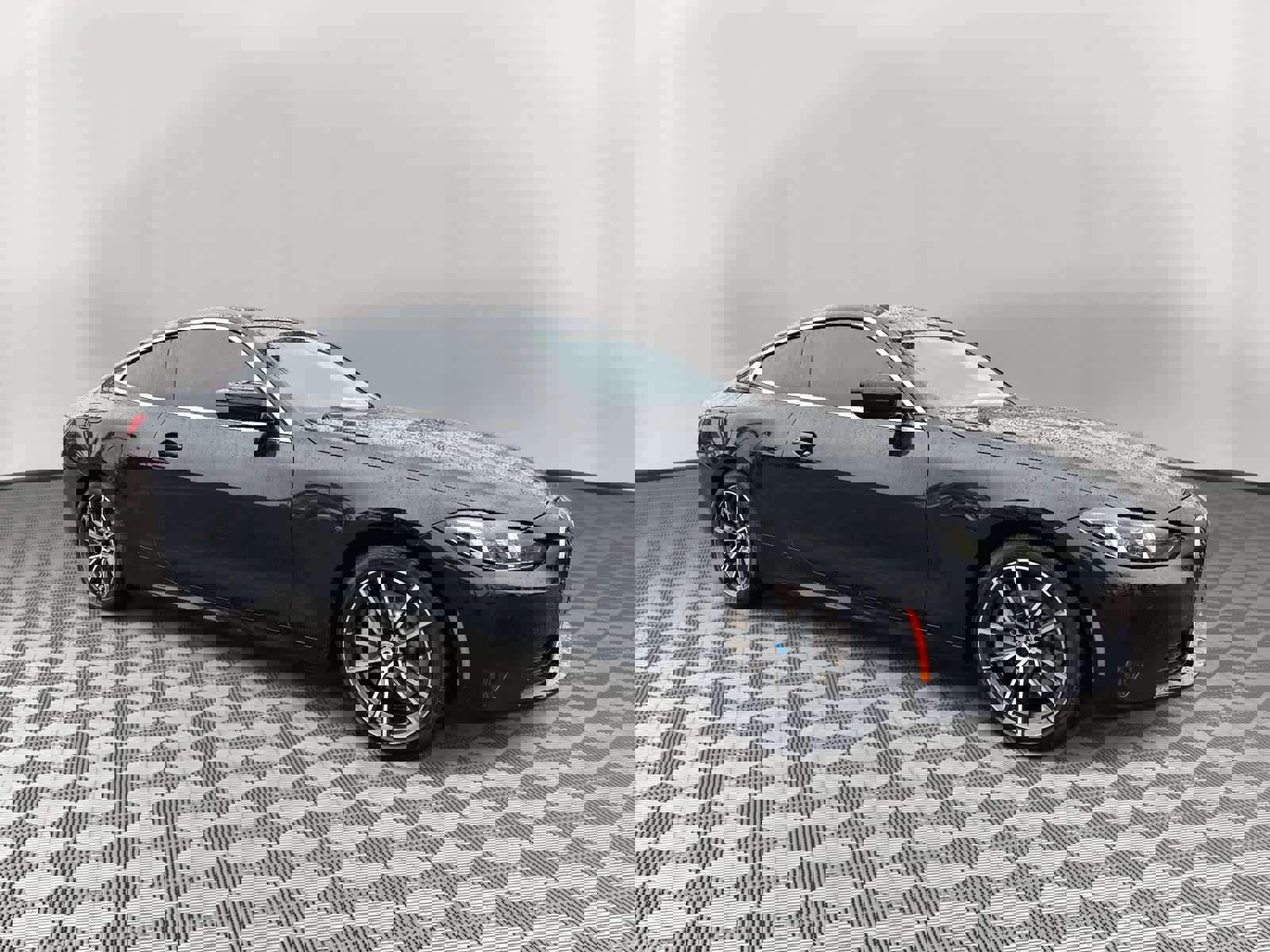 Certified 2025 BMW 430i Coupe w/ Convenience Package image 3