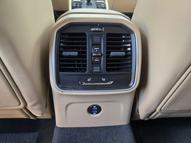 Used 2025 Porsche Macan Turbo image 6