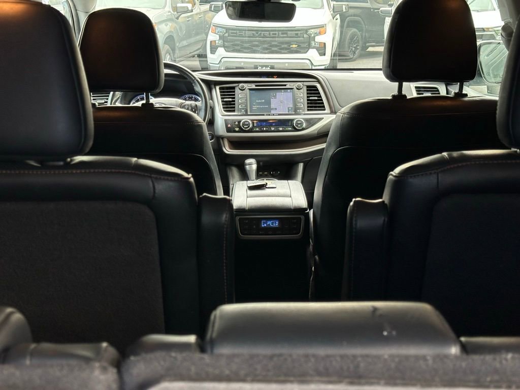 Used 2019 Toyota Highlander Limited Platinum image 9