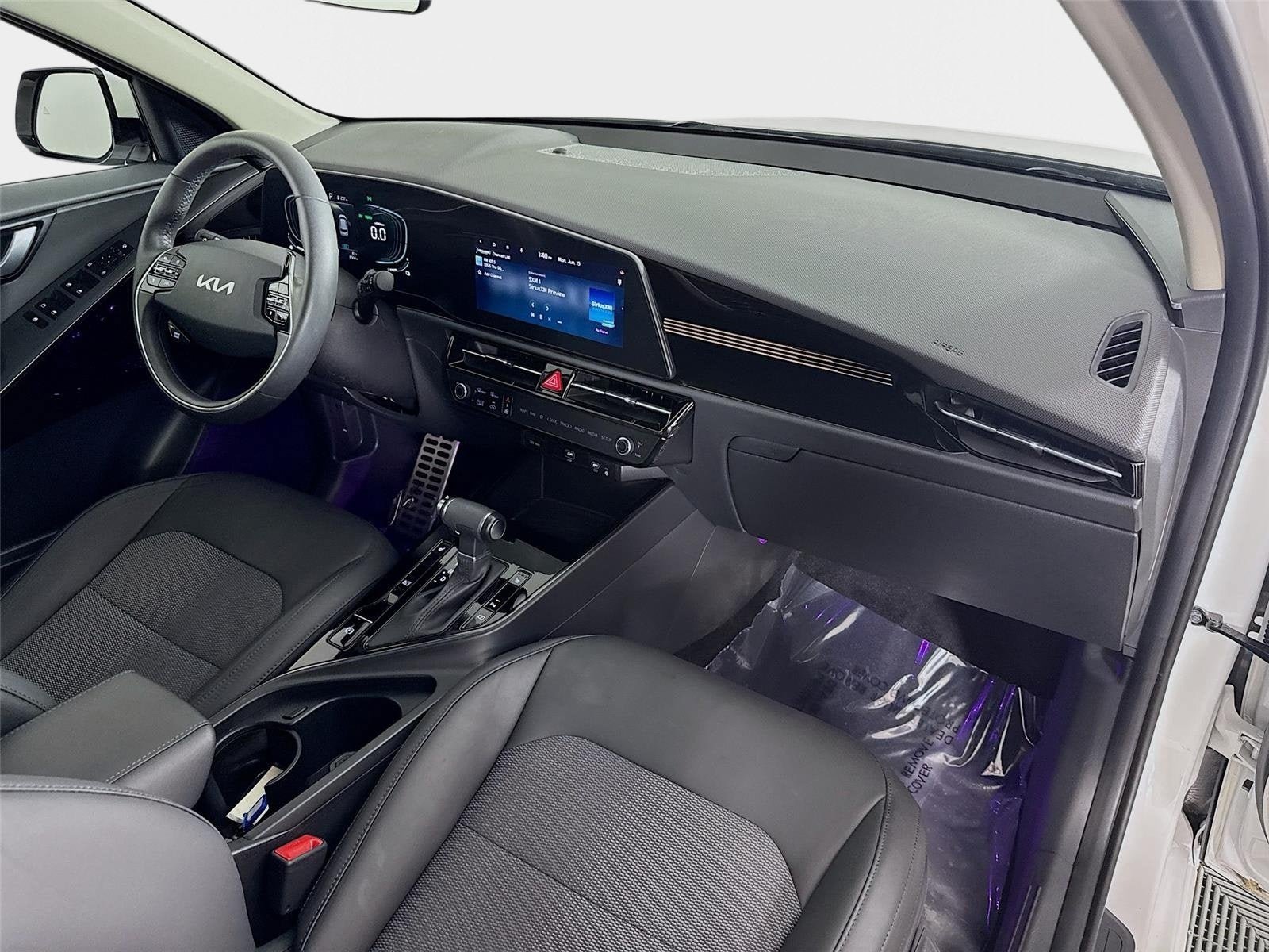 Certified 2023 Kia Niro EX Touring FWD image 29