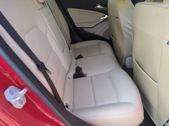 Used 2015 Mercedes-Benz GLA 250 4MATIC image 17