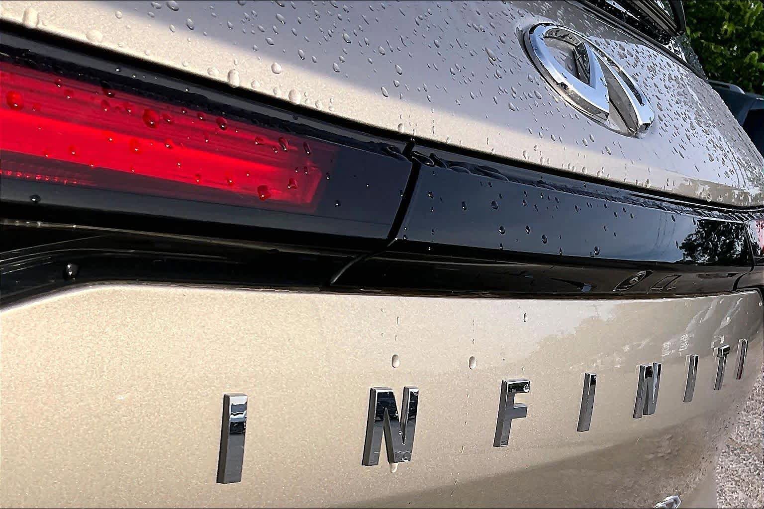 Used 2024 INFINITI QX60 Luxe w/ Vision Package FWD image 30