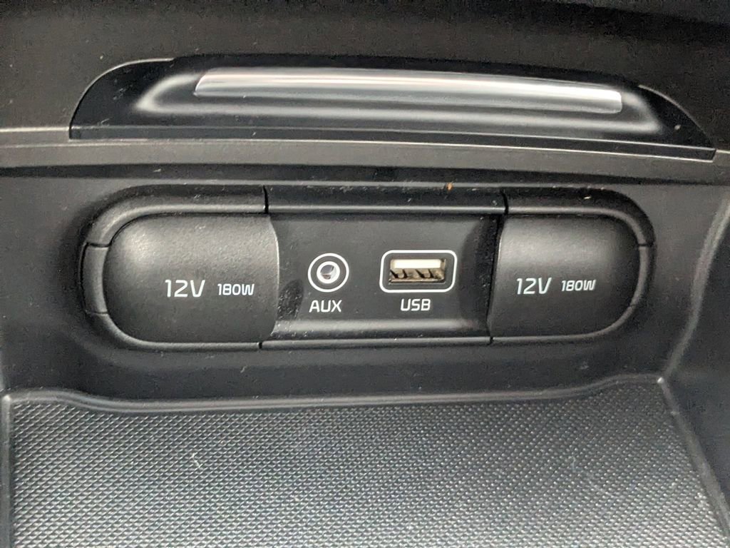 Used 2020 Kia Optima SE FWD image 21