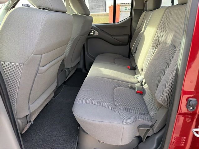 Used 2021 Nissan Frontier SV image 12