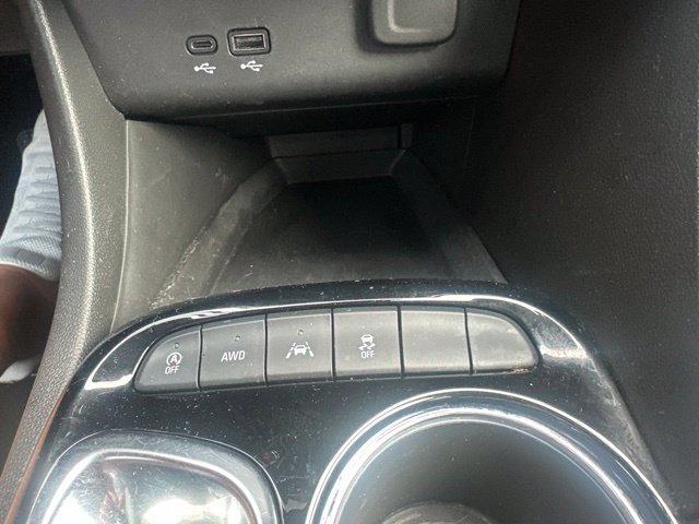 Certified 2024 Buick Encore GX Preferred w/ Comfort Package AWD/4WD image 13