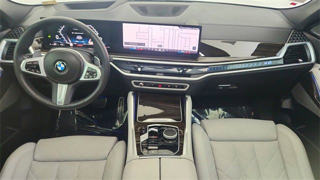 Used 2025 BMW X6 xDrive40i image 21