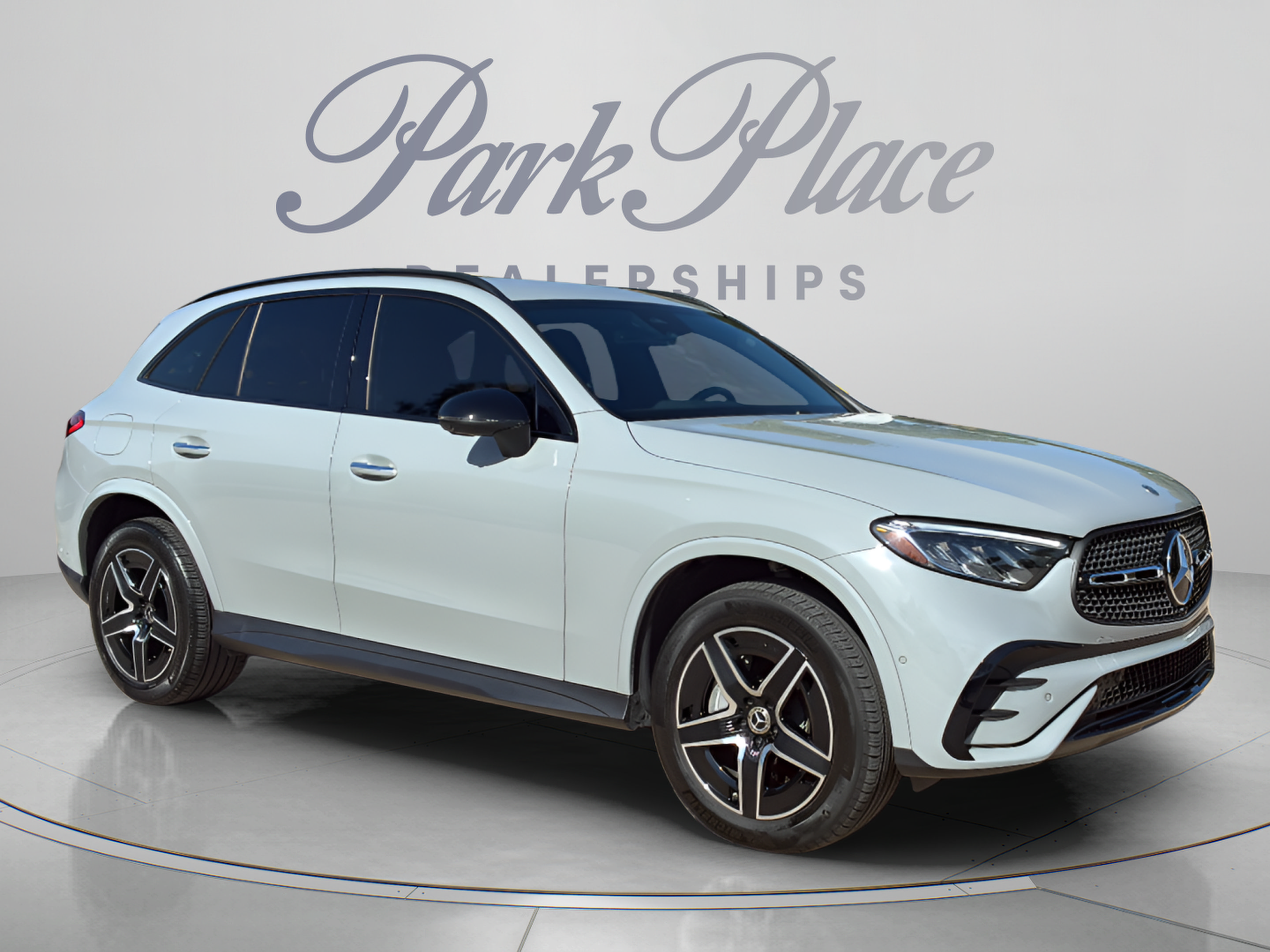 Used 2026 Mercedes-Benz GLC 300 image 28