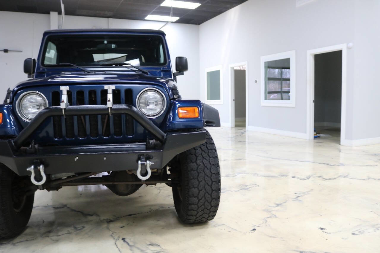 Used 2004 Jeep Wrangler Rubicon AWD/4WD image 20
