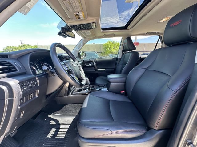 Used 2020 Toyota 4Runner Venture w/ Moonroof Package image 25