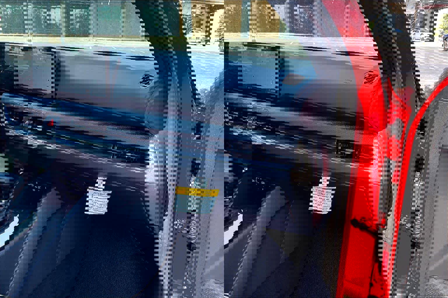 Used 2025 Kia K4 GT-Line w/ GT-Line Sunroof Package image 19