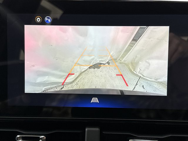 Used 2026 Chevrolet Equinox LT image 23