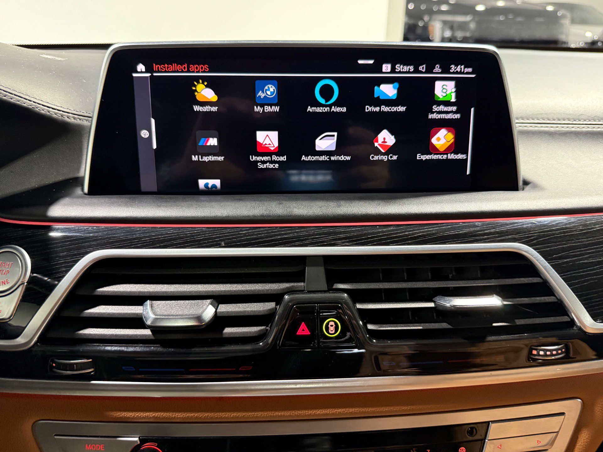 Used 2022 BMW 740i xDrive w/ M Sport Package image 47