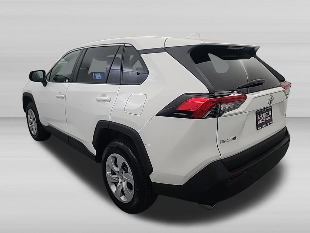 Used 2025 Toyota RAV4 LE AWD/4WD image 6