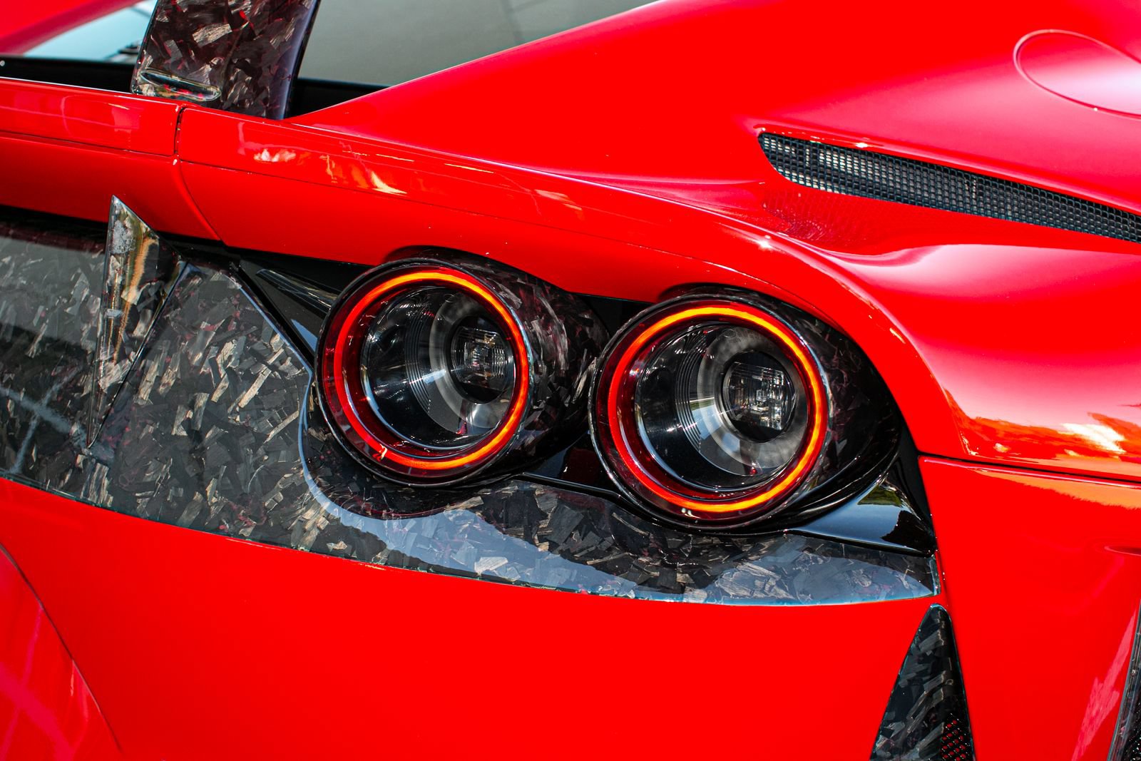 Used 2020 Ferrari 812 Superfast RWD image 62