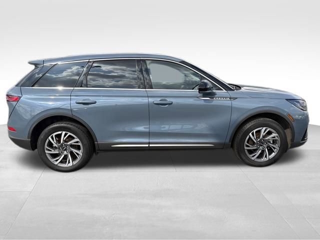 Certified 2023 Lincoln Corsair AWD image 9