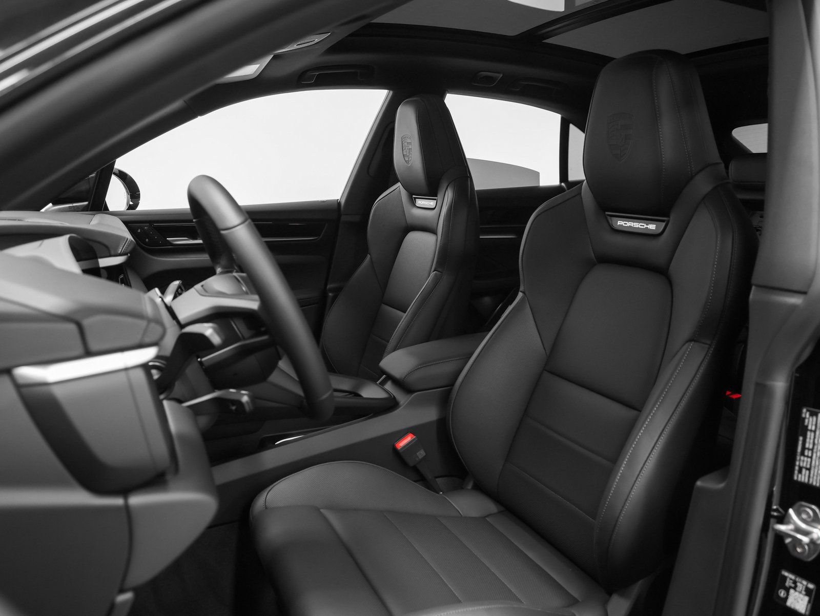 New 2026 Porsche Macan 4 Electric image 48