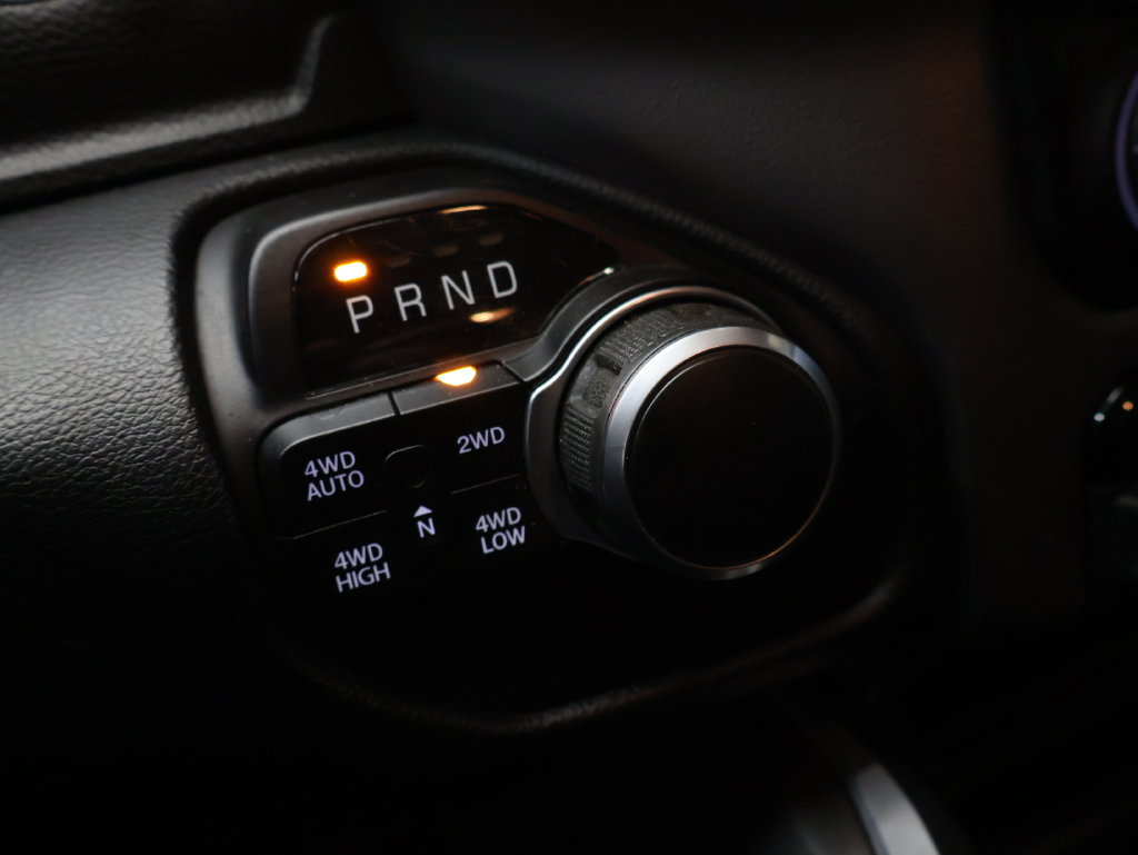Used 2020 RAM 1500 Big Horn AWD/4WD image 25