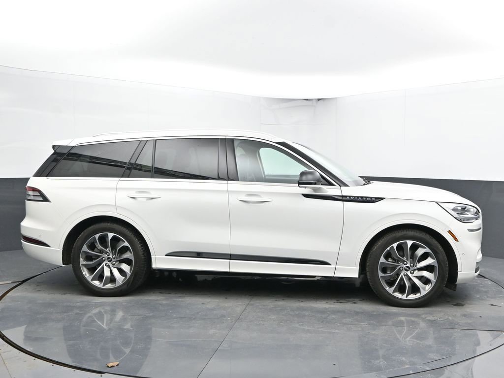 Used 2021 Lincoln Aviator Grand Touring w/ Equipment Group 302A image 12