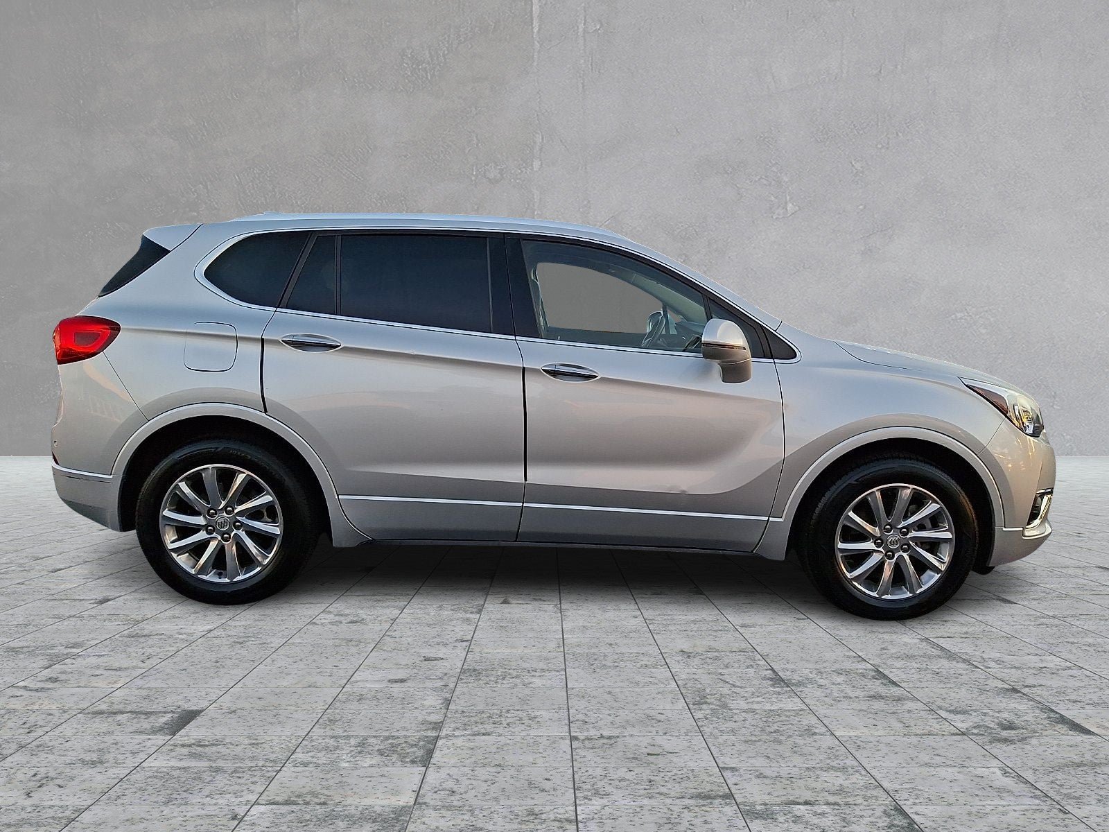 Certified 2019 Buick Envision Essence FWD image 4