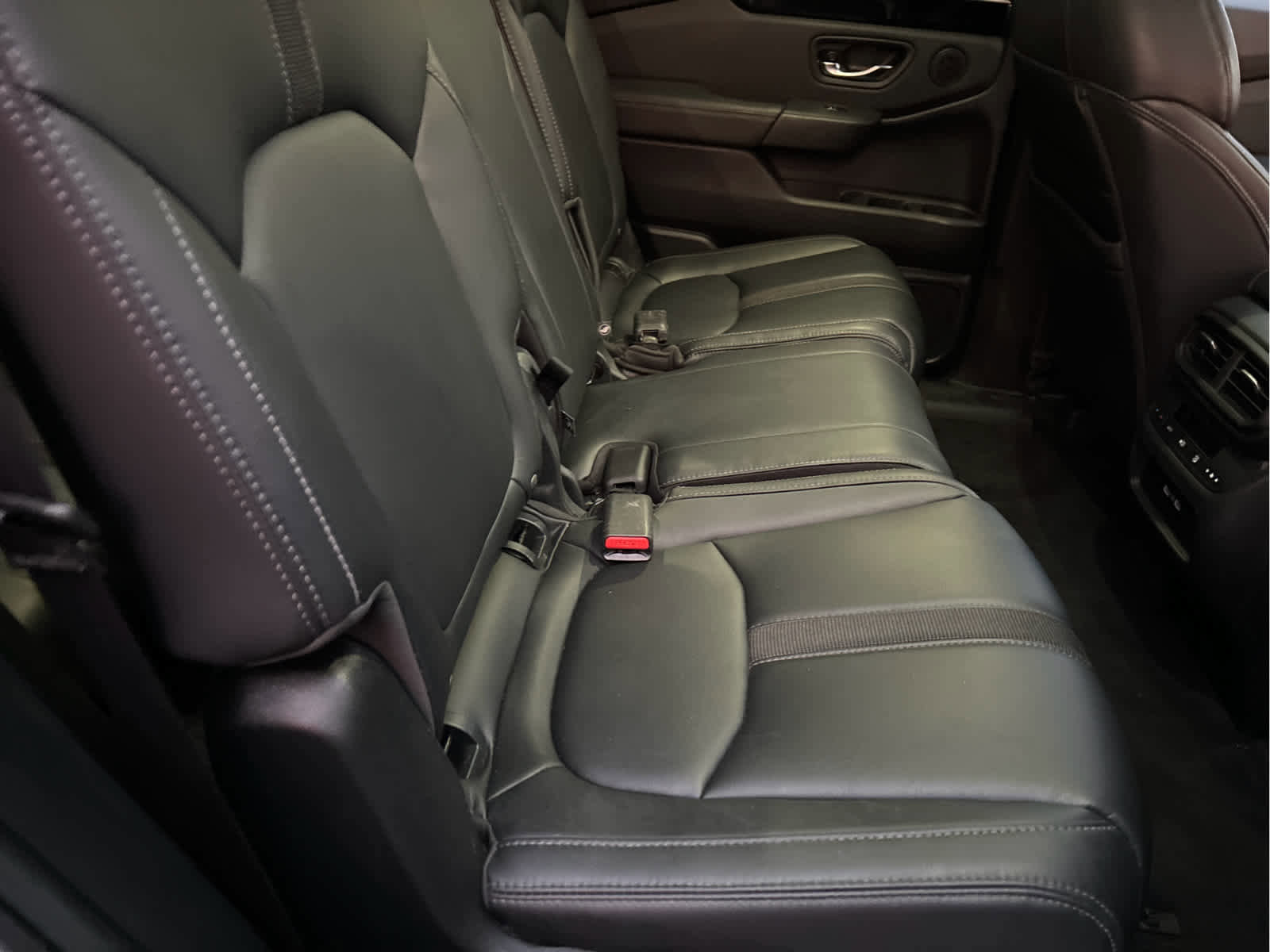 Used 2023 Honda Pilot Touring image 28