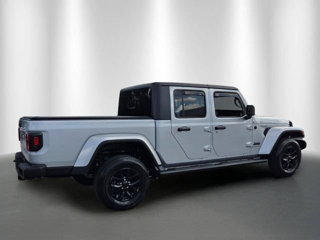 Used 2023 Jeep Gladiator Sport AWD/4WD image 7