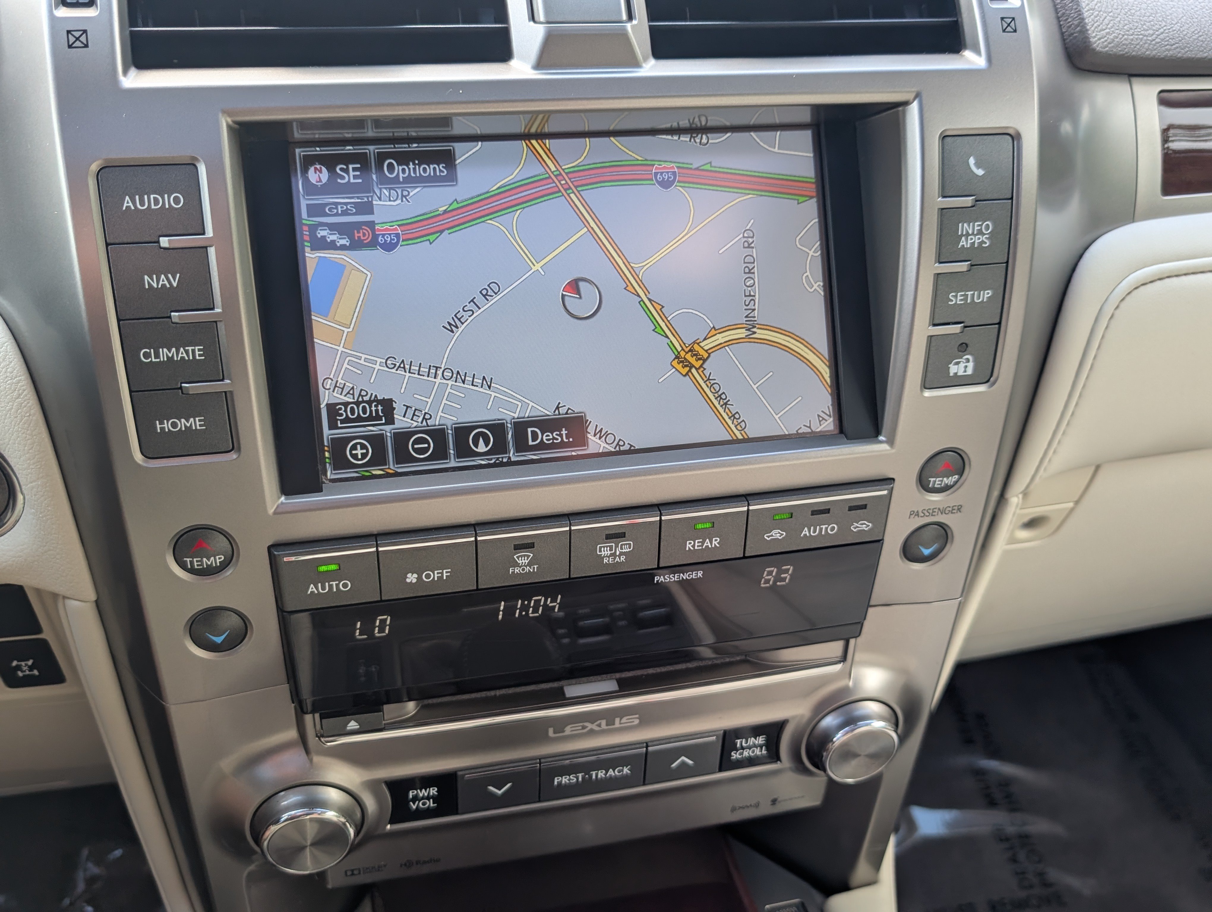 Used 2015 Lexus GX 460 w/ Premium Package AWD/4WD image 29