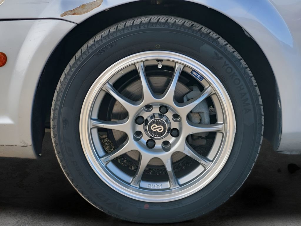 Used 2005 Toyota MR2 image 10