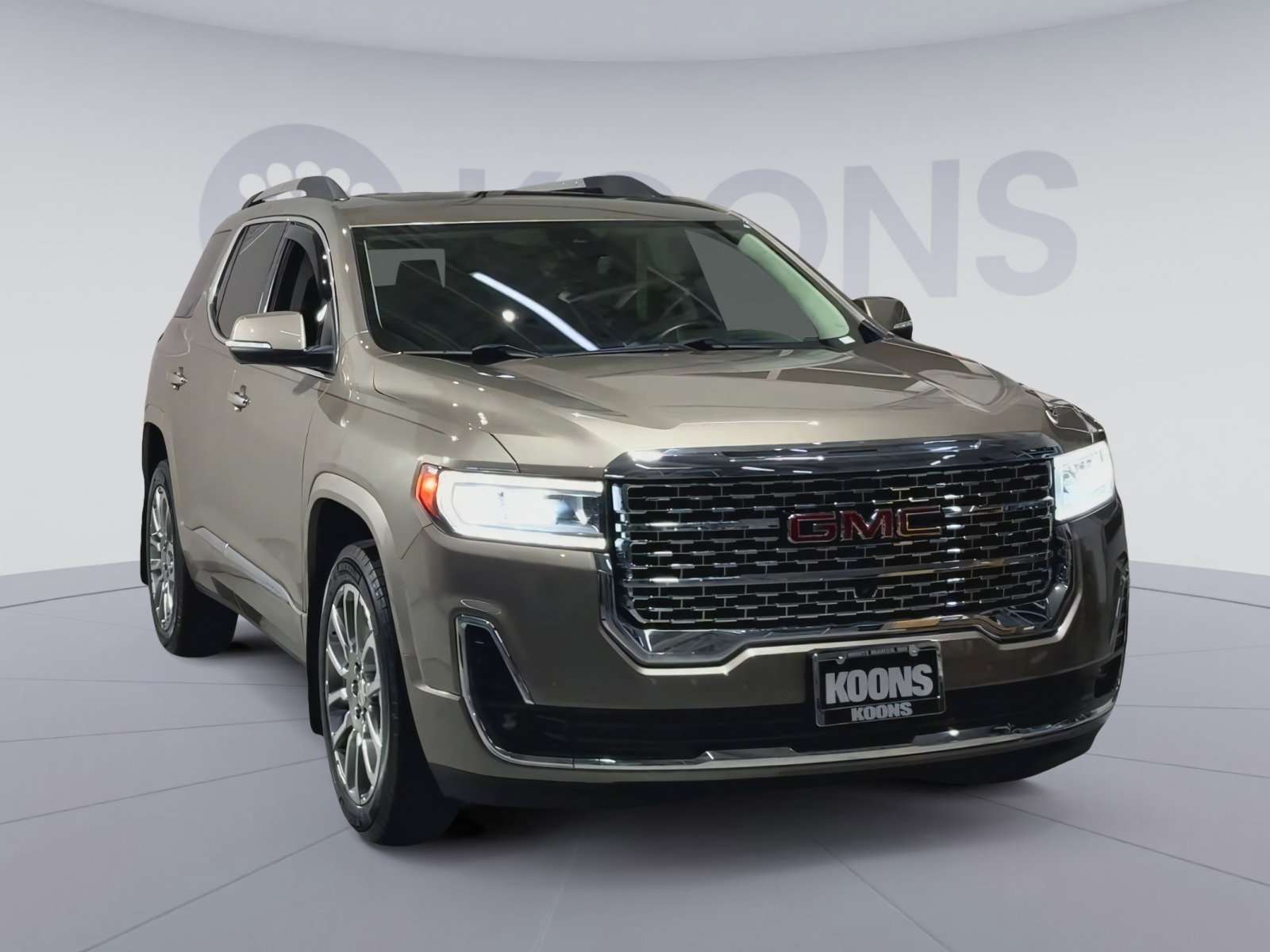 Used 2023 GMC Acadia Denali w/ Denali Ultimate Package image 5