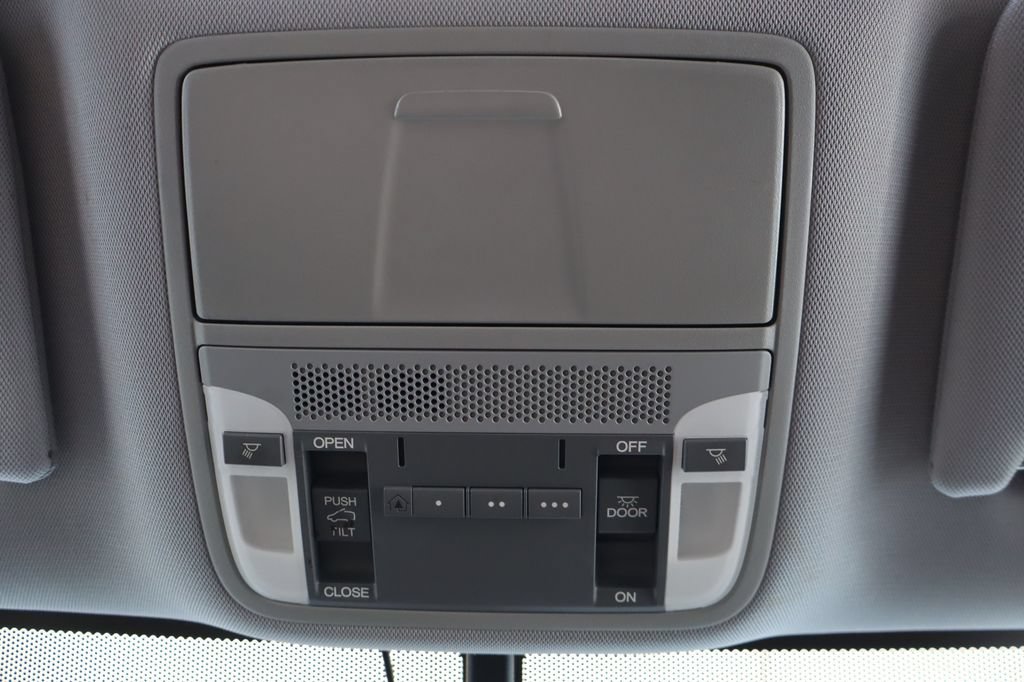 Used 2017 Acura RDX FWD image 32