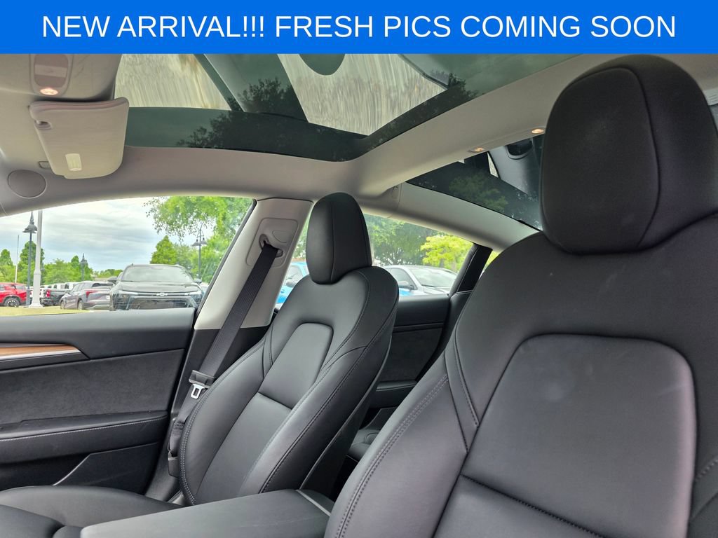 Used 2023 Tesla Model 3 Standard Range RWD image 9