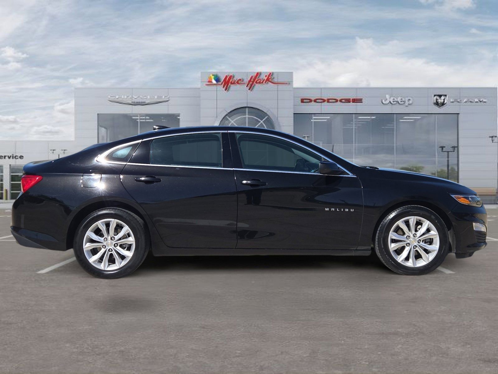 Used 2024 Chevrolet Malibu LT FWD image 6