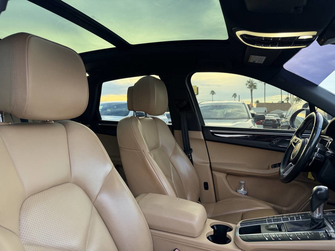 Used 2017 Porsche Macan image 33