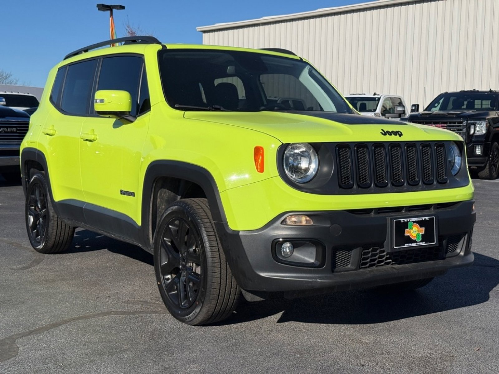 Used 2018 Jeep Renegade Altitude image 2