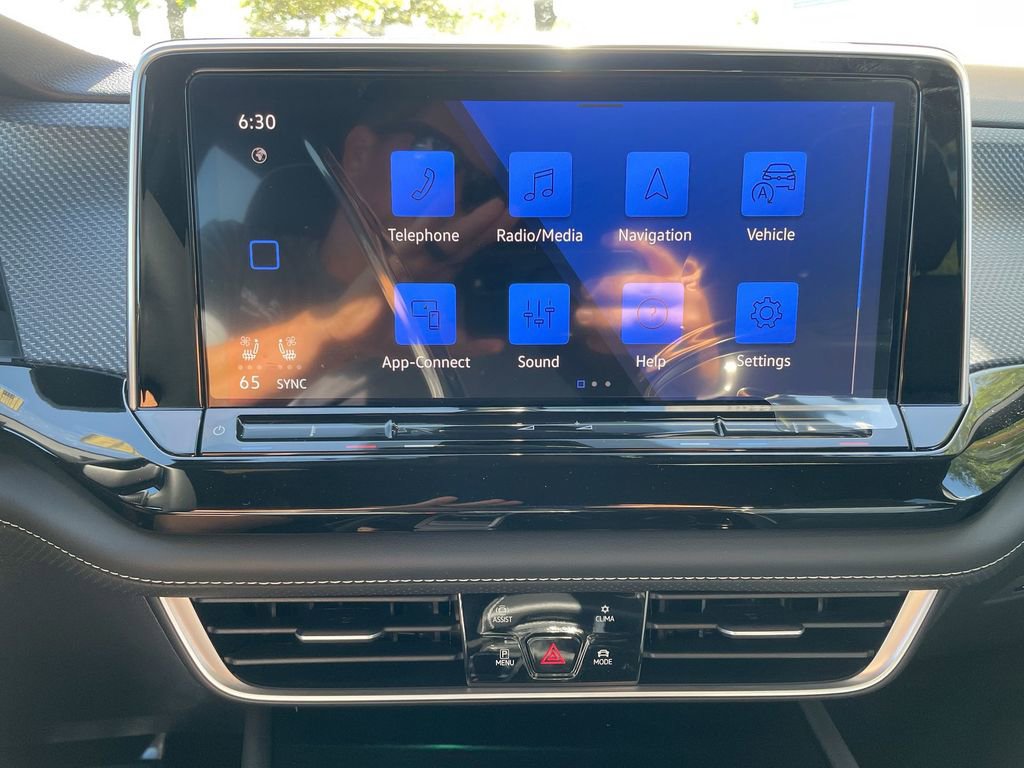 New 2026 Volkswagen Atlas Cross Sport SEL Premium R-Line image 45