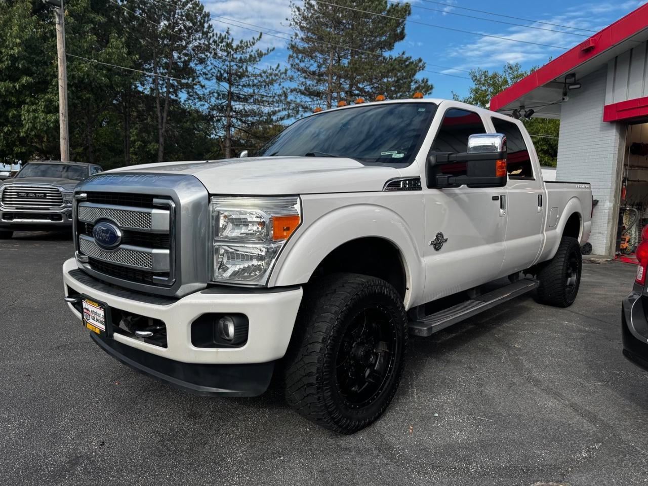 Used 2015 Ford F250 Platinum w/ FX4 Off-Road Package image 3