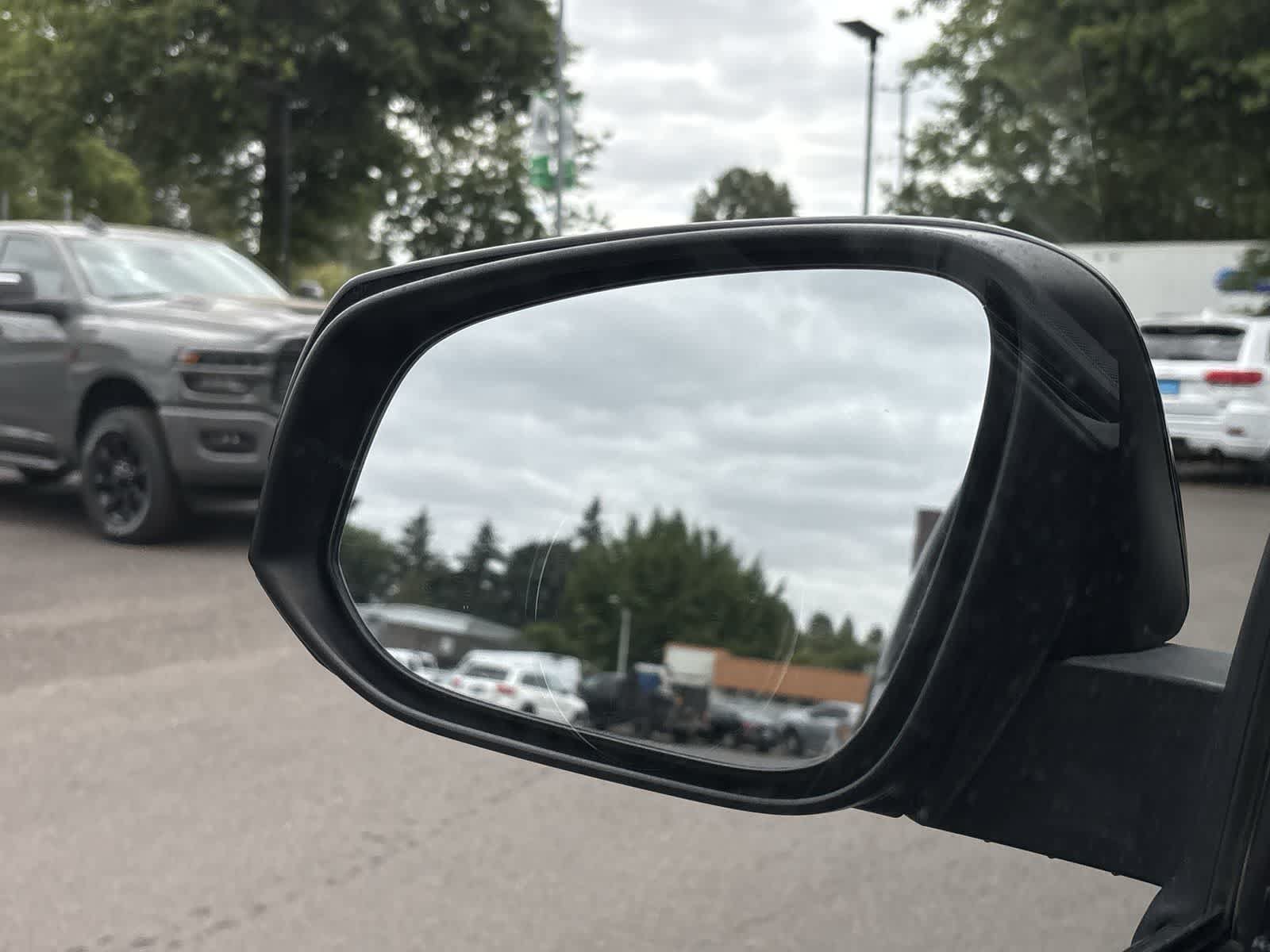 Used 2019 Toyota Tacoma TRD Off-Road AWD/4WD image 27