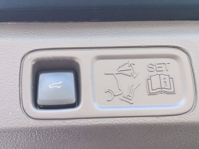 Used 2022 Lincoln Navigator Reserve image 36