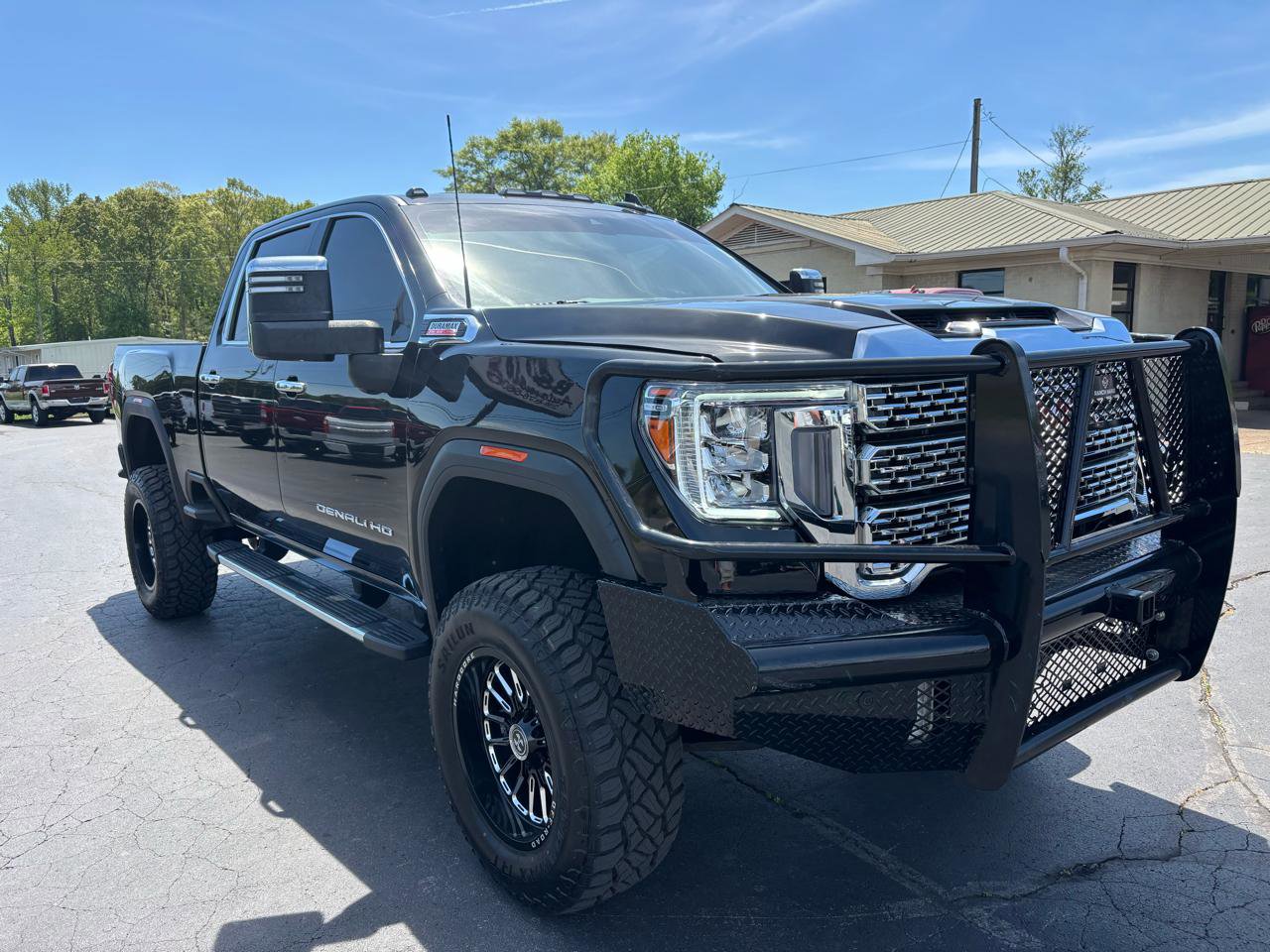 Used 2022 GMC Sierra 2500 Denali image 3