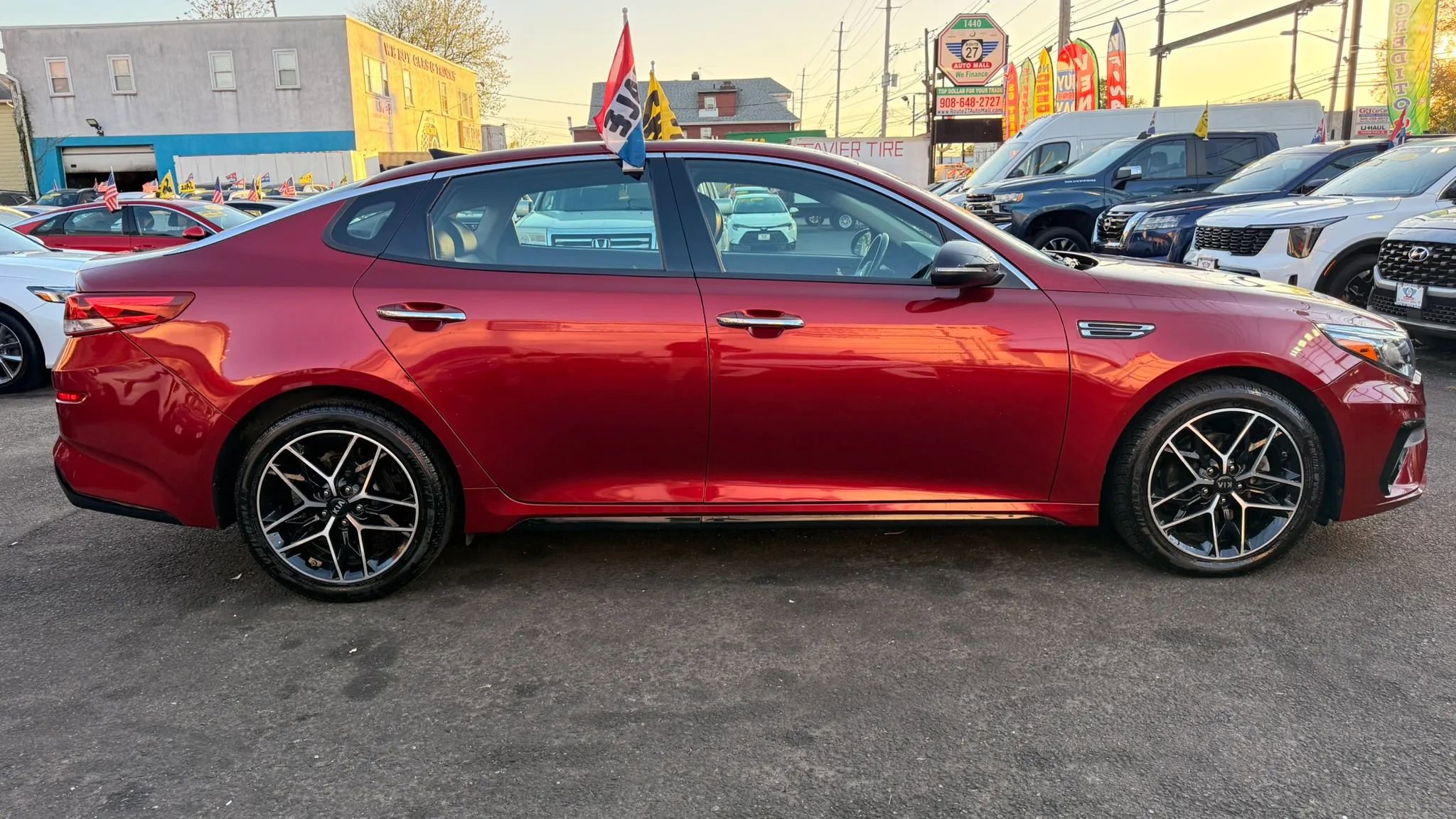 Used 2020 Kia Optima SE FWD image 11