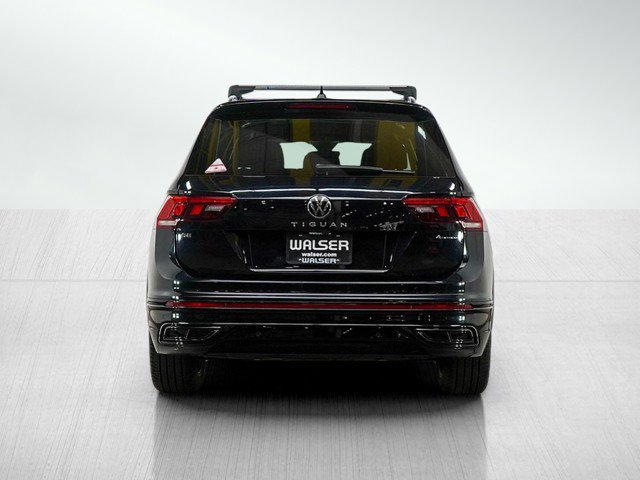 Used 2023 Volkswagen Tiguan SE R-Line image 4