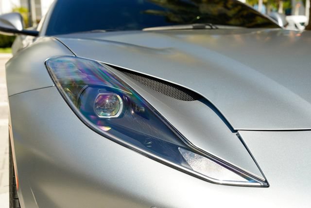 Used 2018 Ferrari 812 Superfast RWD image 37